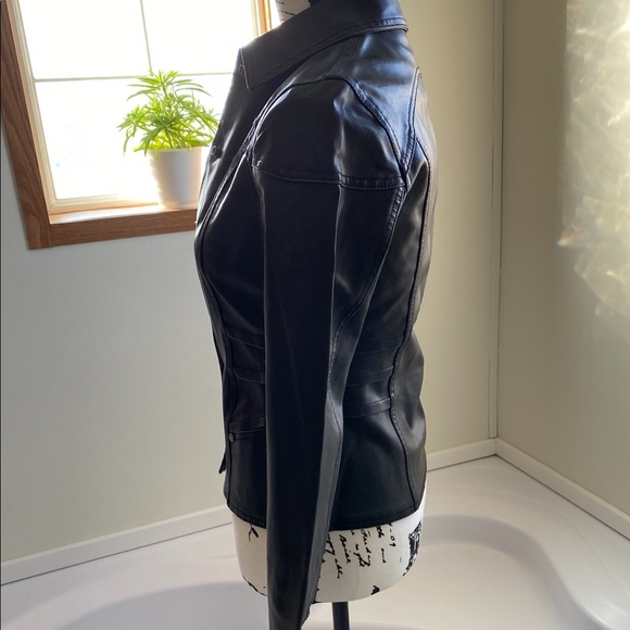 Leather Jacket - Picture 2 of 4